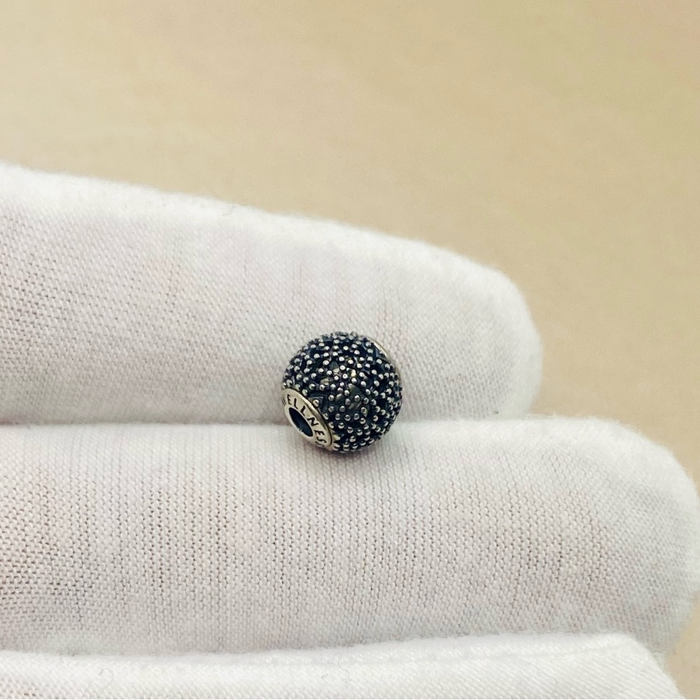 EUC Pandora 796013 Sterling Silver ESSENCE Wellness Charm w/ Black Crystals - Picture 4 of 8